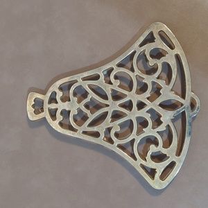 Wm A Rogers Trivet Silver plated Bell